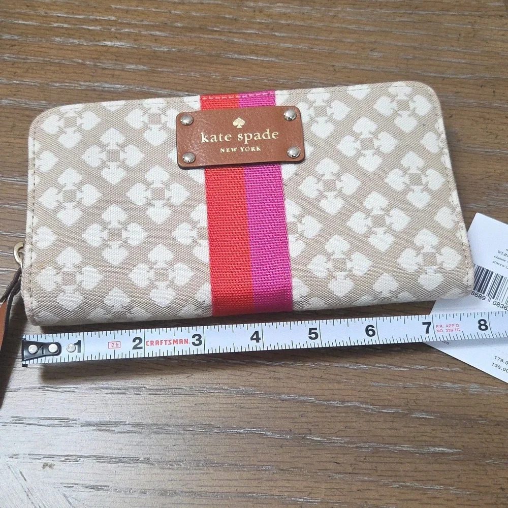 Kate Spade Classic Spade Zip Around Wallet, NWT
